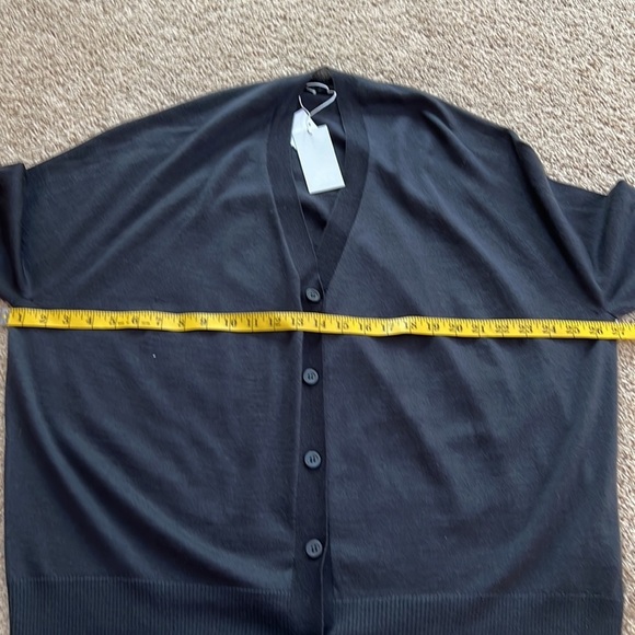 New! Cos medium wool front button cardigan. - Picture 6 of 7